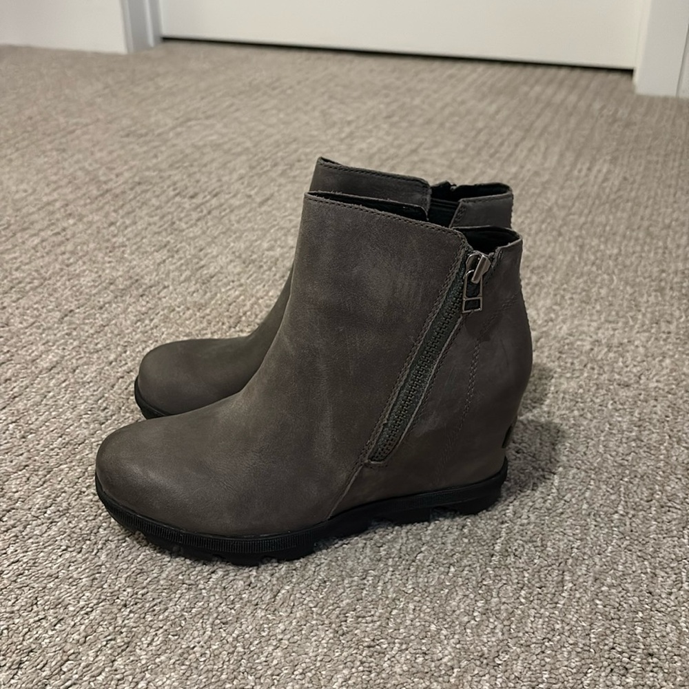 Sorel Joan of Arctic Wedge II zip